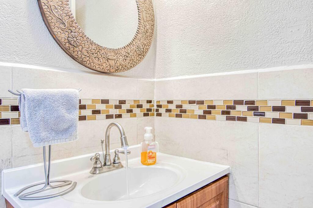 My Cozy Duplex A In The Heart Of West Side Villa El Paso Exteriör bild